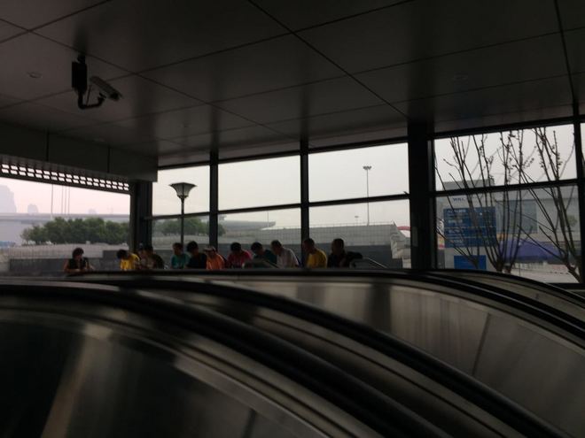 2017年汉马：狂风大雨中，总有N个理由让你坚持完赛