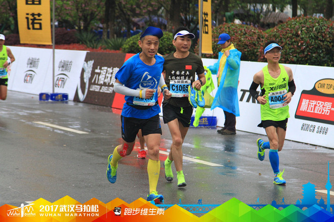 跑过风雨跑过你，跑出更好的自己-武汉马拉松