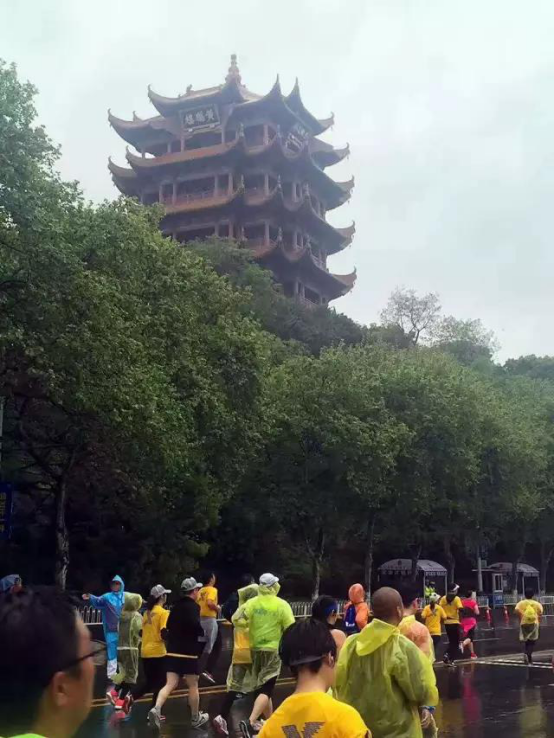 汉马意外ＰＢ之旅