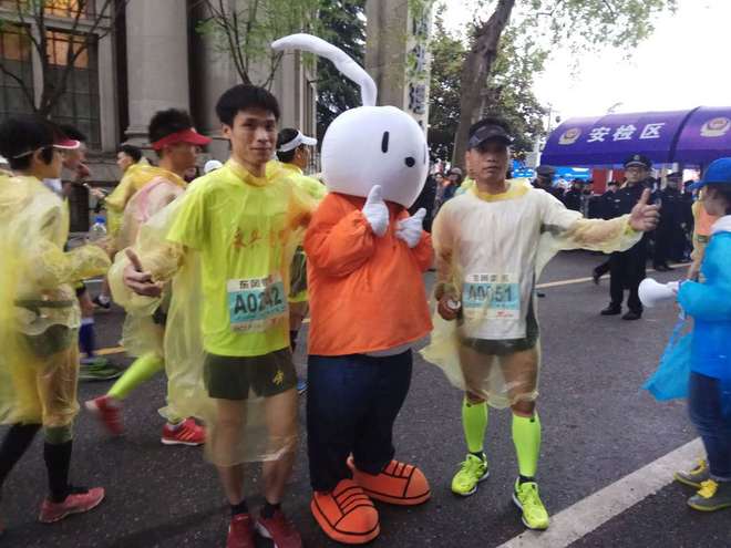 热情的武汉，激情的汉马！