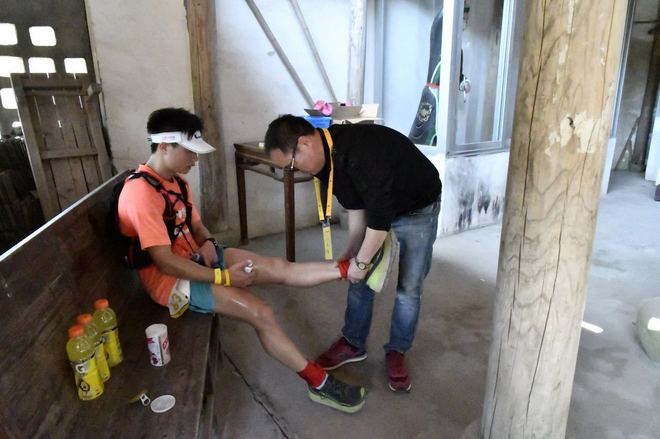 四明山，樱花海棠开，观赤霞远燃沧海