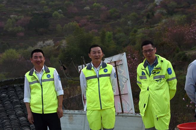 四明山，樱花海棠开，观赤霞远燃沧海