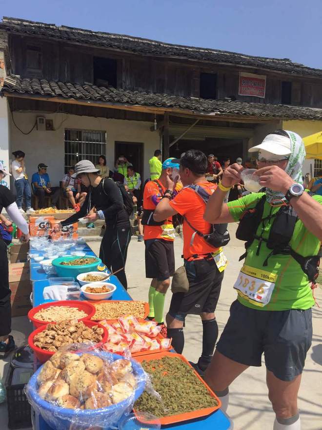 四明山，樱花海棠开，观赤霞远燃沧海