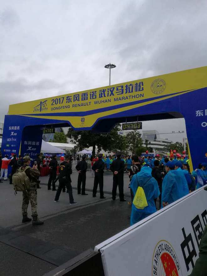 汉马跑记（八千字长文）-PB、汉马之我见、武汉吃住行及对汉马的建议