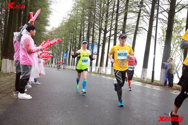 跑过风雨跑过你，跑出更好的自己-武汉马拉松