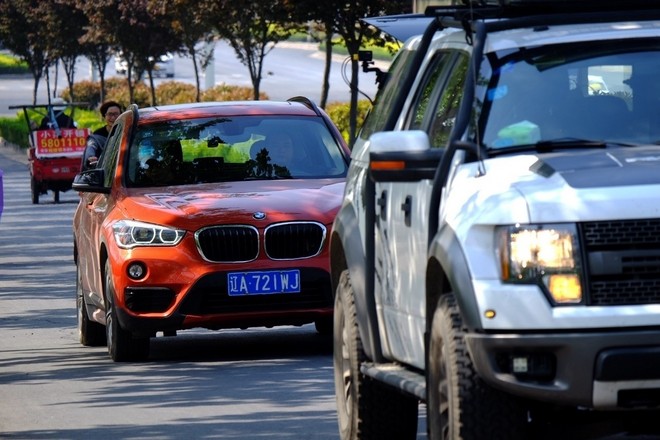 厉害了，这群人跑了1200公里，就为给她过个生日