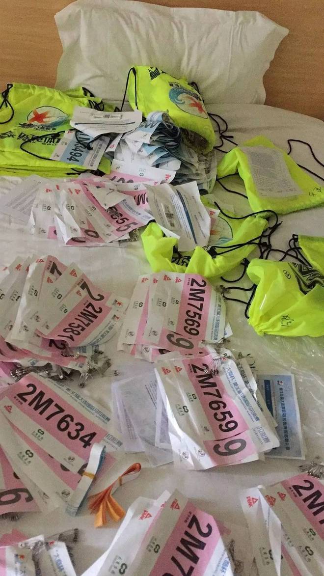 大马、大坡，大吃、大喝 | 贴地飞，大马行