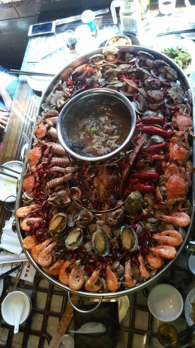 大马、大坡，大吃、大喝 | 贴地飞，大马行