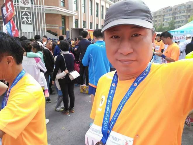 大马、大坡，大吃、大喝 | 贴地飞，大马行