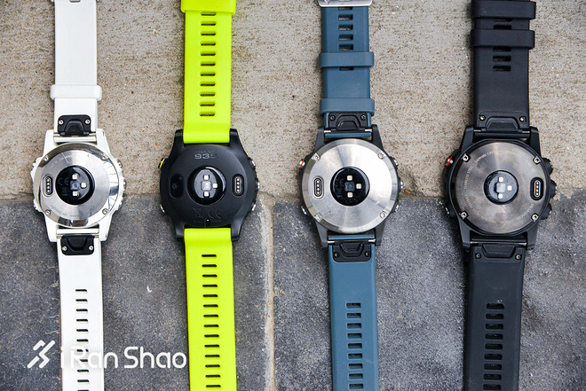 开箱 | Garmin Forerunner 935 全能铁三手表的又一次升级
