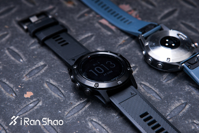 开箱 | Garmin Fenix 5X/5S 这是强悍版与小妹版的Fenix 5