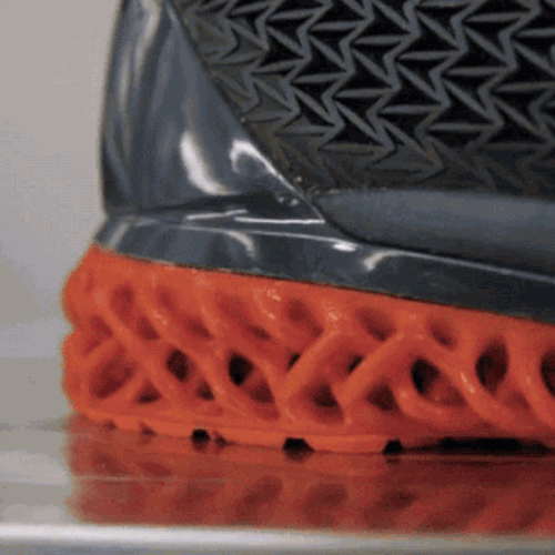 一周新鲜装备资讯 | 想买破二鞋 首先你一天得跑上5公里