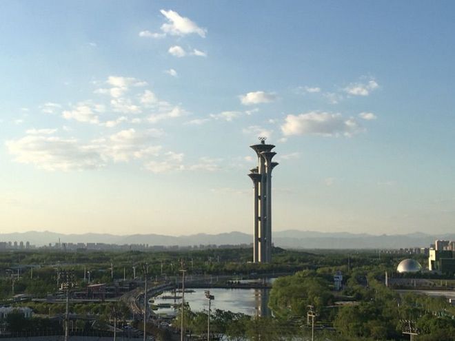 爸，我给你带回来一个瓶起子