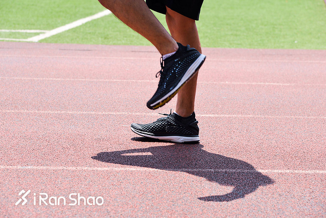 跑鞋 | 一根鞋带解决所有鞋面烦恼？PUMA SPEED IGNITE NETFIT深度评测
