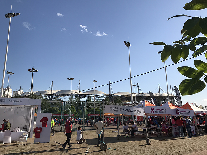 秦皇岛马拉松，从期待创造PB到最后只是安全完赛