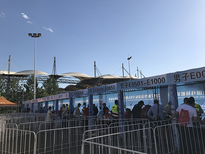 秦皇岛马拉松，从期待创造PB到最后只是安全完赛