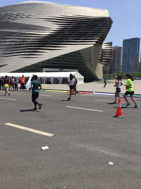 先定一个小目标：大马三十年！首个全马舒适完赛√