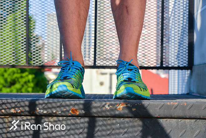 跑鞋 | 28mm高的底也有速度梦 HOKA ONE ONE Clayton 2深度评测