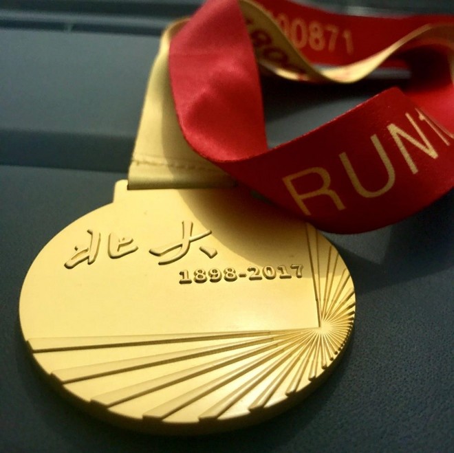 厉害了，这群人跑了1200公里，就为给她过个生日