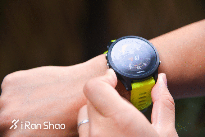 开箱 | Garmin Forerunner 935 全能铁三手表的又一次升级