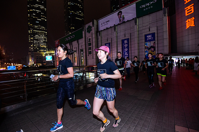 首届魔都啤酒跑趴：黑练不仅是玩命自虐，还有轻松愉悦
