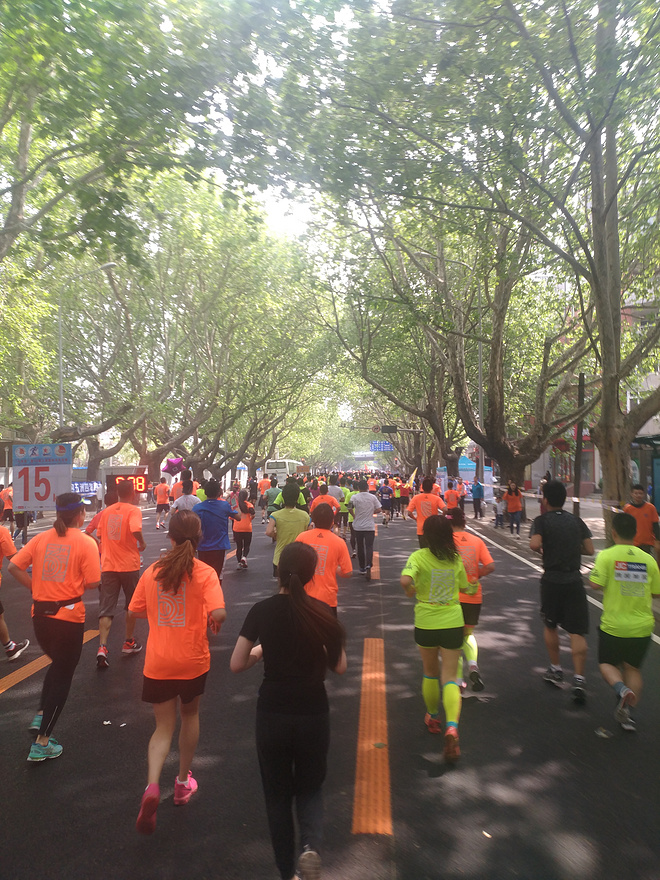 对她和大连马拉松说“永远”