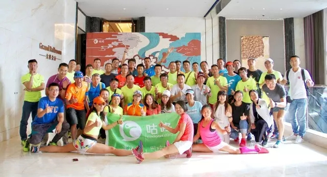 【2017第四马兰州马拉松】4万人为梦同跑，谊结金兰，40万人围观兰马，轰动金城。