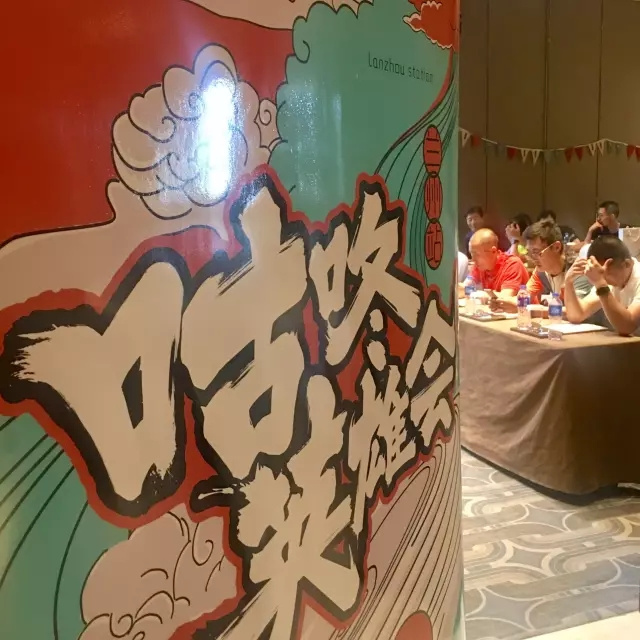 【2017第四马兰州马拉松】4万人为梦同跑，谊结金兰，40万人围观兰马，轰动金城。