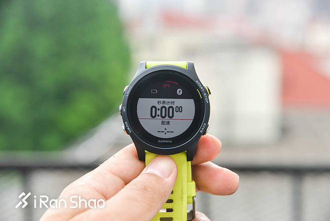 手表 | 不玩铁三也能买的手表 Garmin Forerunner 935深度评测（二）