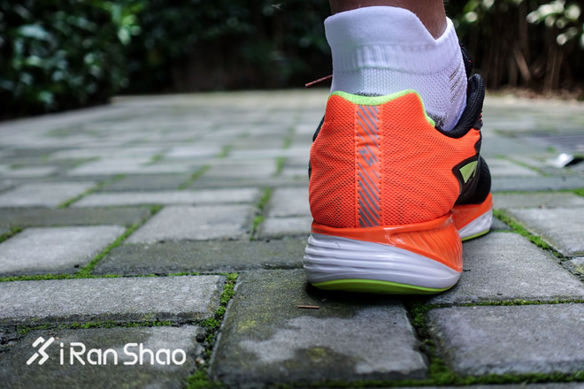 跑鞋 | 腾云驾速 李宁云四代·叠影