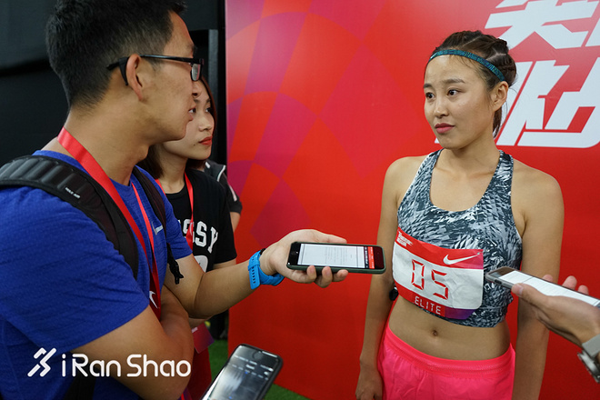 热点 | 四百多位跑者一齐挑战不可能