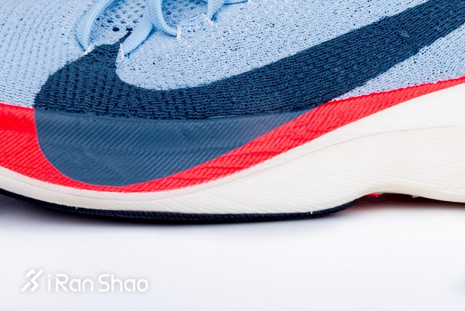 跑鞋 | Nike Zoom Vaporfly Elite 我们评测了一双可能买不到的跑鞋