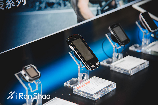 现场 | 好不好逛 亚洲户外用品展上的跑步玩意儿