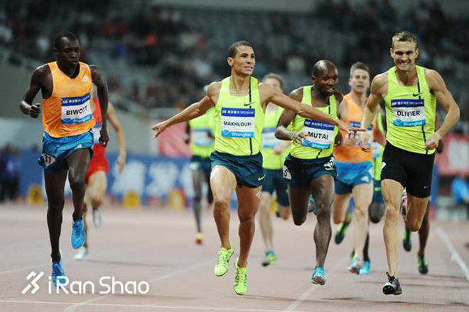 TopX | 跑着跑着就笑了 盘点跑步场上那些啼笑皆非的瞬间