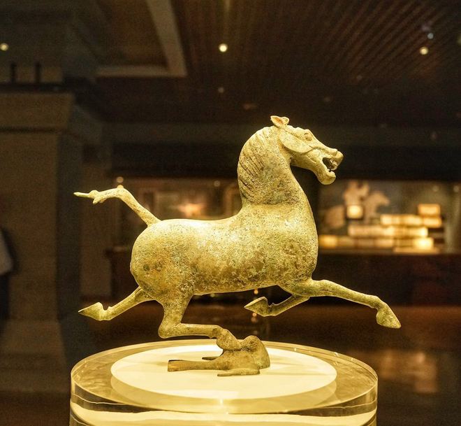 我向西，登远峰，晒成一身古铜  #2017兰州马拉松回忆兼小结#