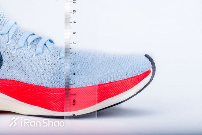 跑鞋 | Nike Zoom Vaporfly Elite 我们评测了一双可能买不到的跑鞋