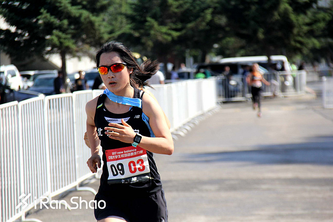 现场 | Papi酱的运动哲学：不用为了天亮去跑  跑下去天自己会亮