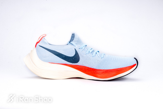 跑鞋 | Nike Zoom Vaporfly Elite 我们评测了一双可能买不到的跑鞋