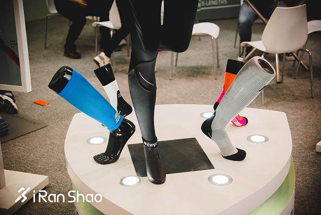 现场 | 好不好逛 亚洲户外用品展上的跑步玩意儿