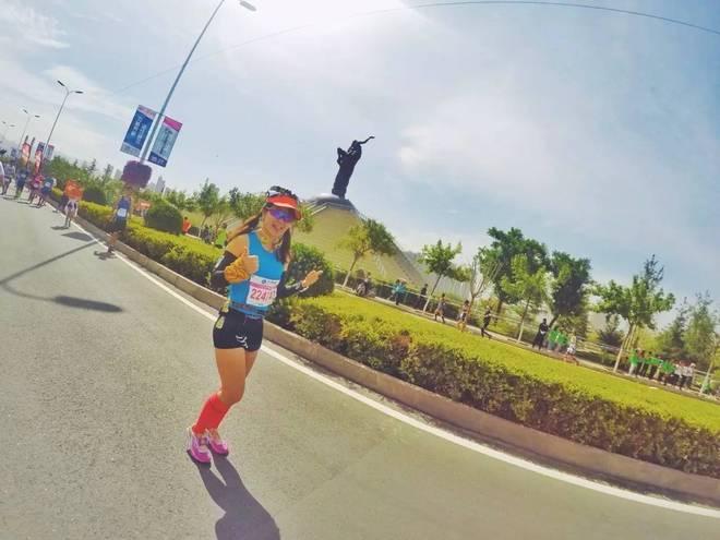 骄阳下 “兰”得经历一次荡气回肠的全城狂欢——2017兰州马拉松
