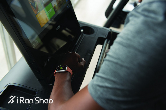 一周新鲜装备资讯 | 阿斯顿马丁竟然出跑鞋 耐克不服推新科技