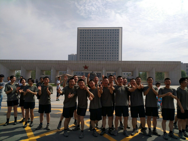 有茶清待客 无事跑兰马