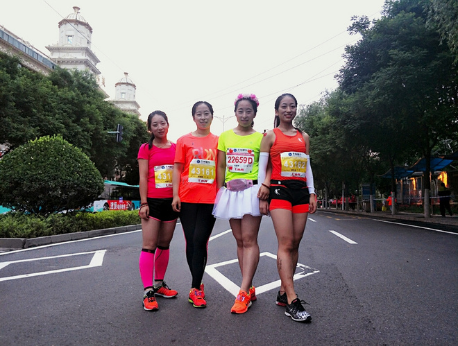 有茶清待客 无事跑兰马