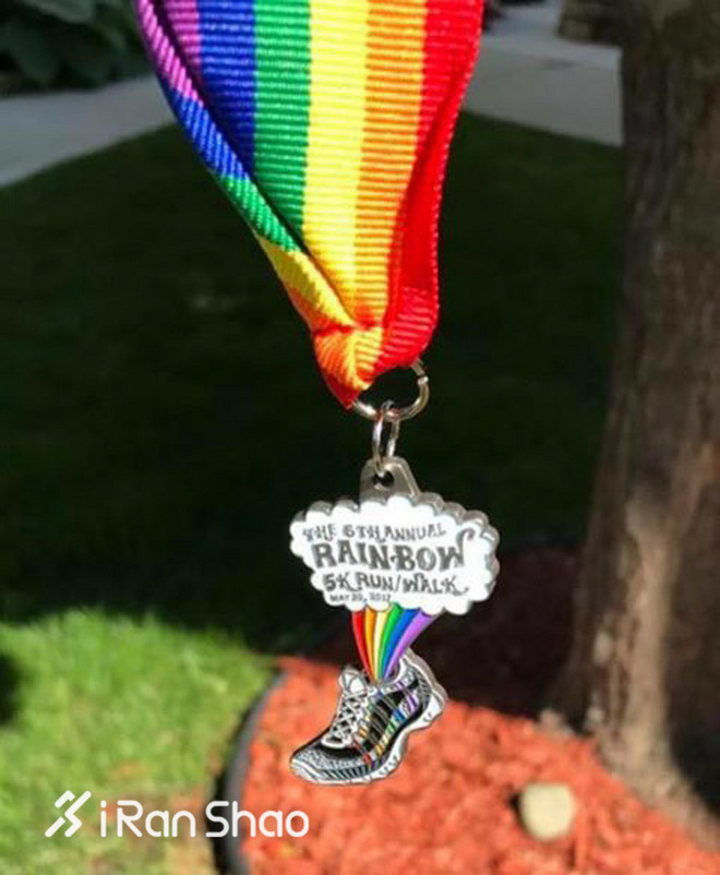 热点 | 彩虹旗下少歧视多理解 那些关于骄傲跑步的事