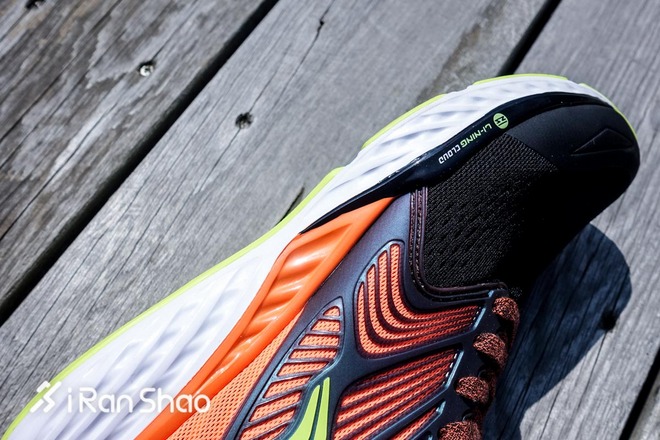 跑鞋 | 腾云驾速 李宁云四代·叠影