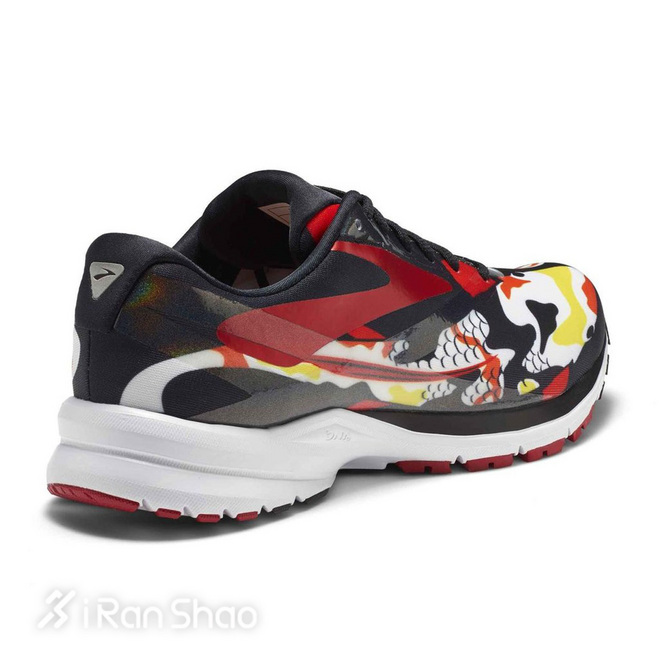 热点 | 跑鞋还是潮鞋 也许只是在一念之差