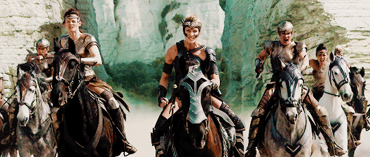 热点 | 《神奇女侠》里美好的肉体不只有盖尔·加朵