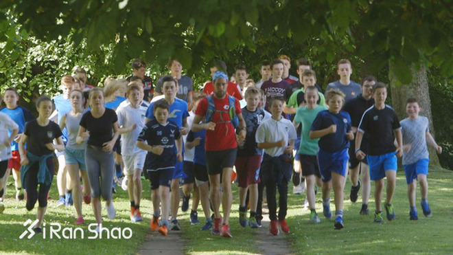 热点 | 彩虹旗下少歧视多理解 那些关于骄傲跑步的事