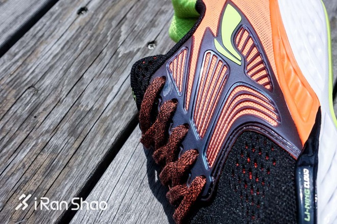 跑鞋 | 腾云驾速 李宁云四代·叠影