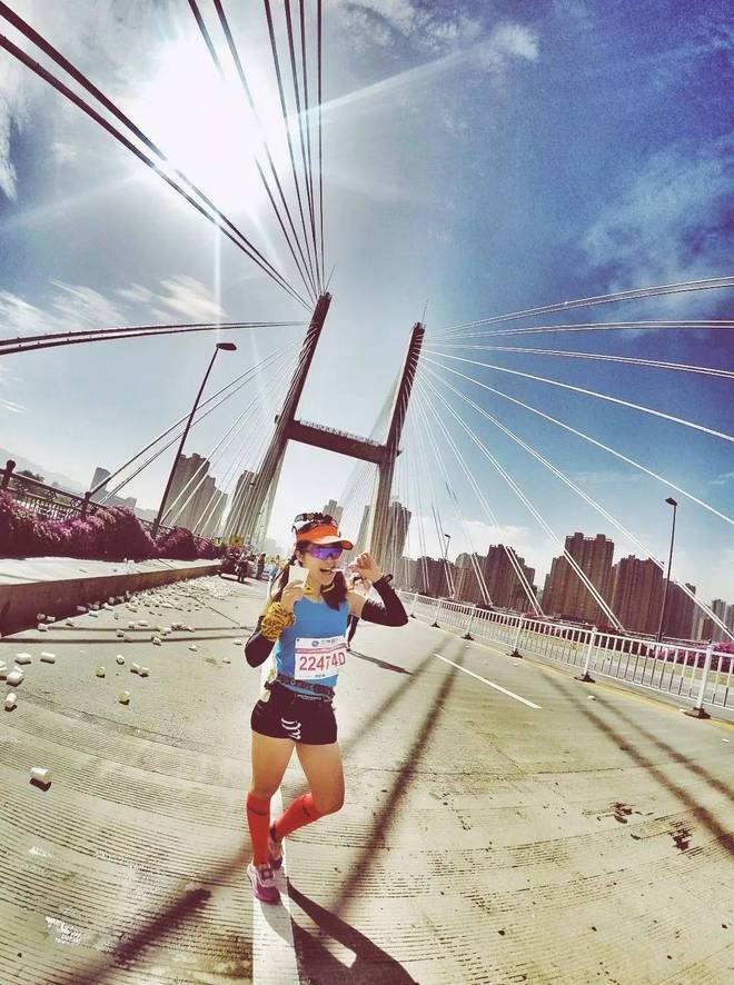 骄阳下 “兰”得经历一次荡气回肠的全城狂欢——2017兰州马拉松